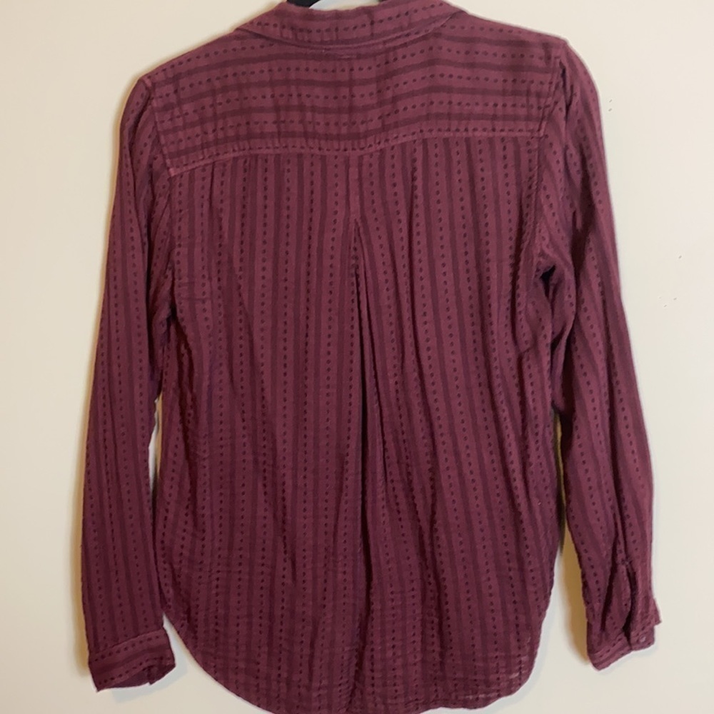 Anthropologie Cloth & Stone Tulane Button Down Shirt Burgundy and Black size XS - Picture 6 of 6